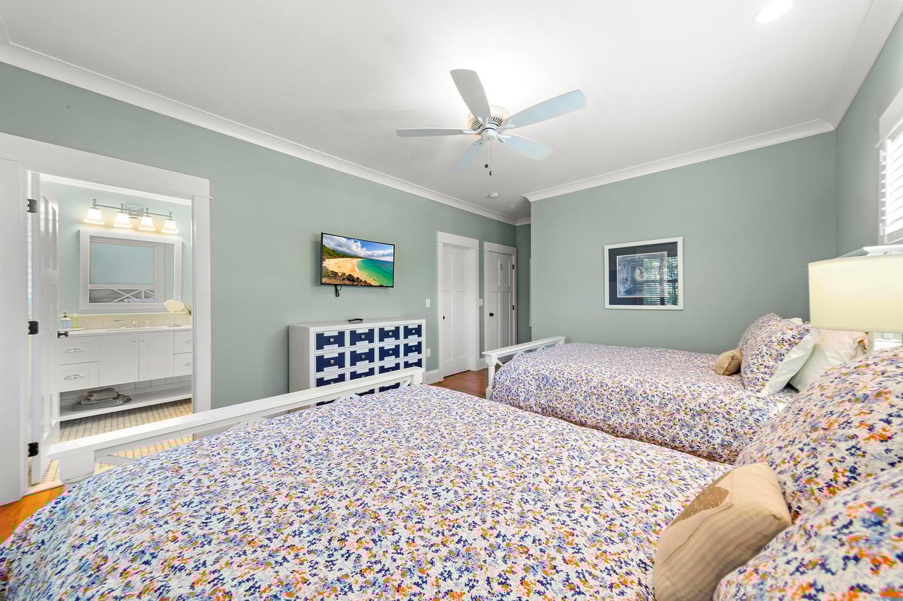 217 Fairview Ave, Beach Haven