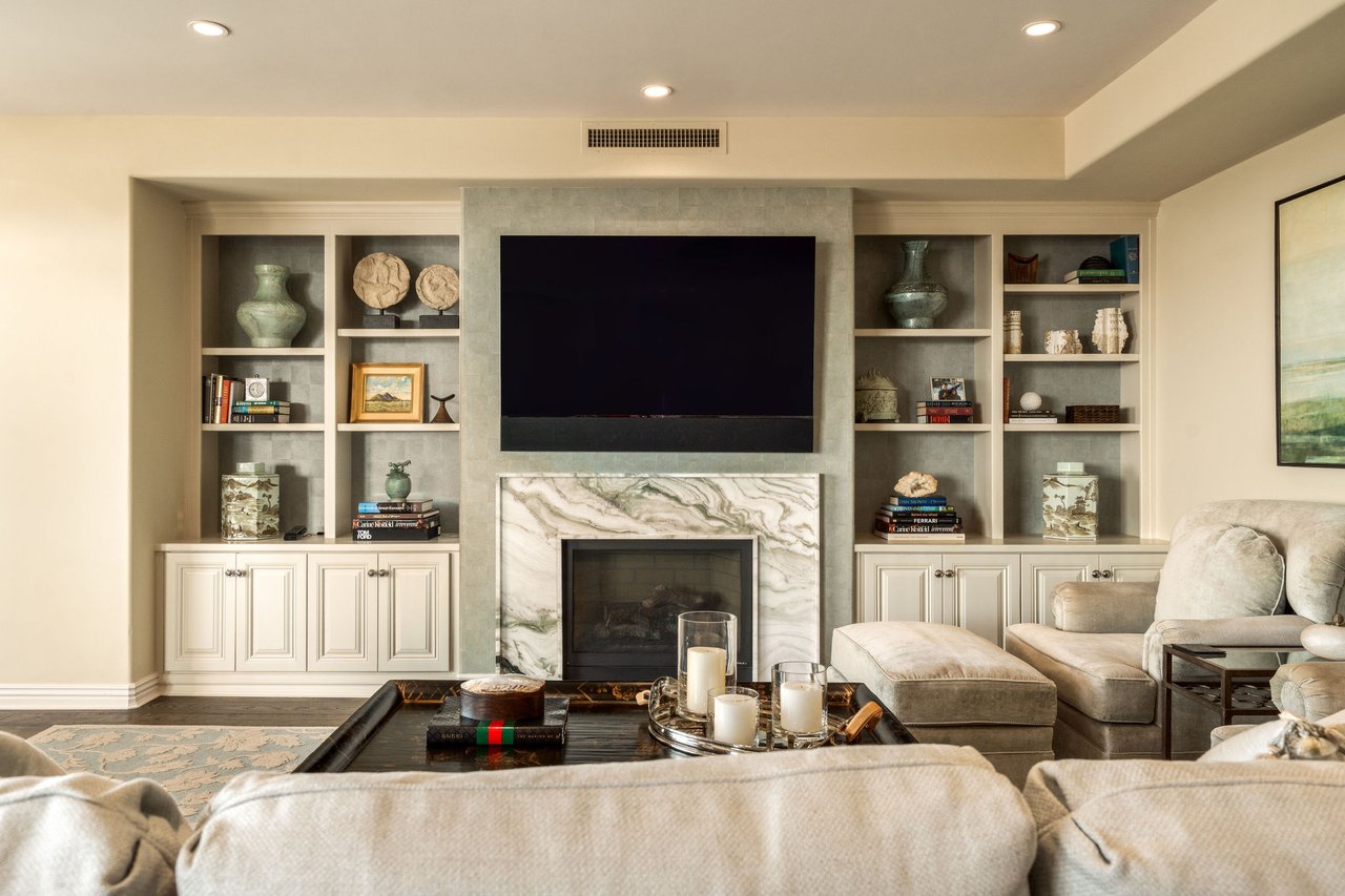 7181 E Camelback Road, 1105