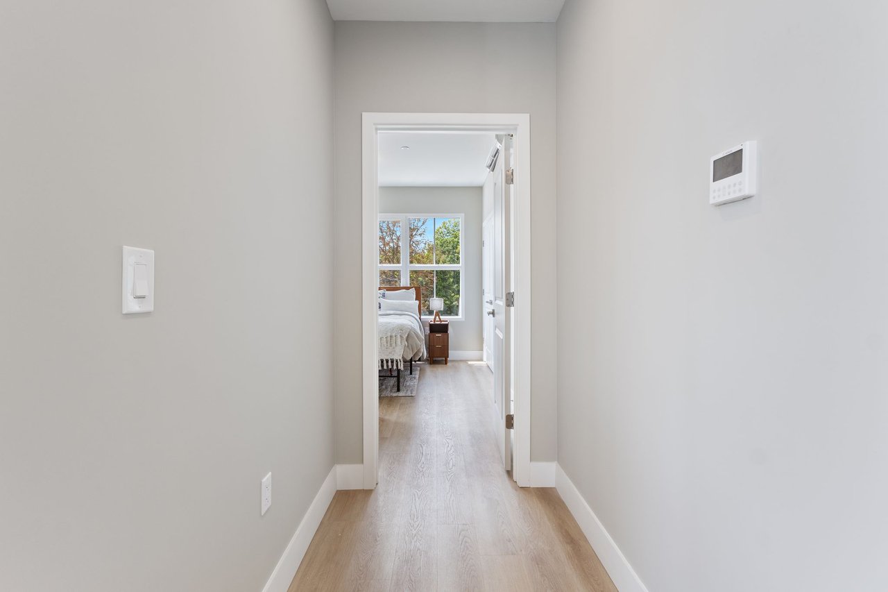 298 Main Street, 3G