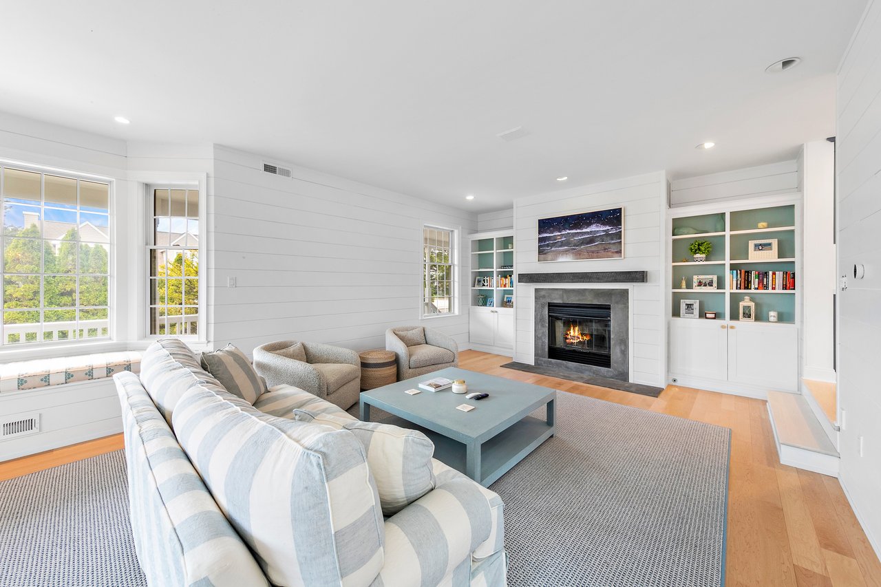 101 Rose Court, Long Beach Township