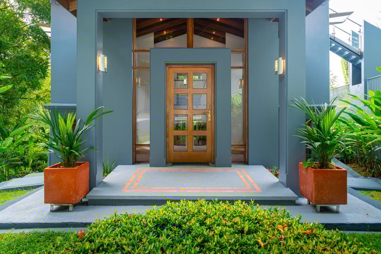 VILLA TURQUESA, MAJESTIC OASIS WITH EXTRA BUILDING SITE, CLOSE TO THE BEACH & WILDLIFE 