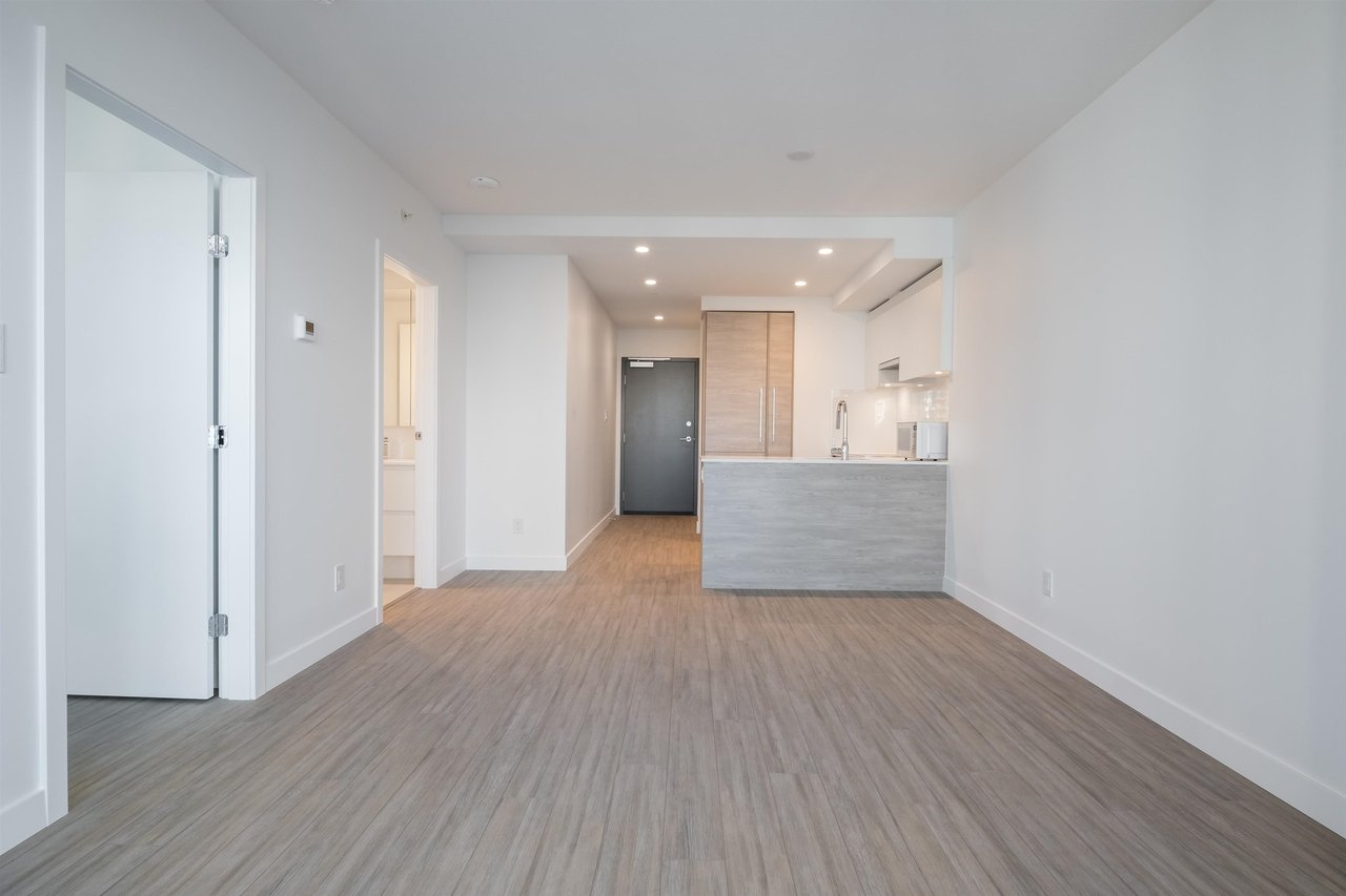 13615 Fraser Hwy, #2308