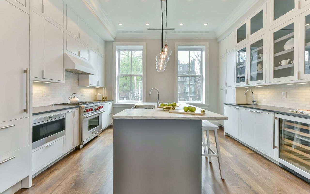 423 Beacon - $3,900,000 photo