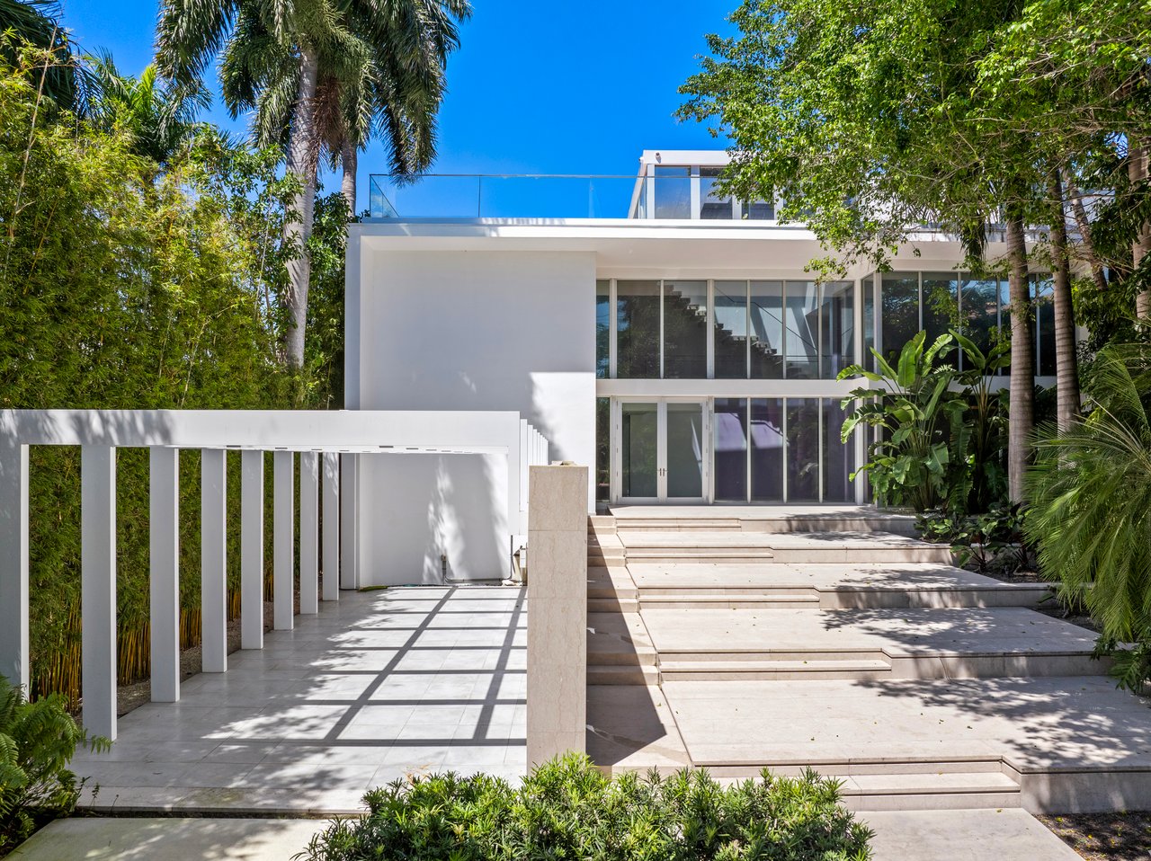 Mansion on N Venetian Way