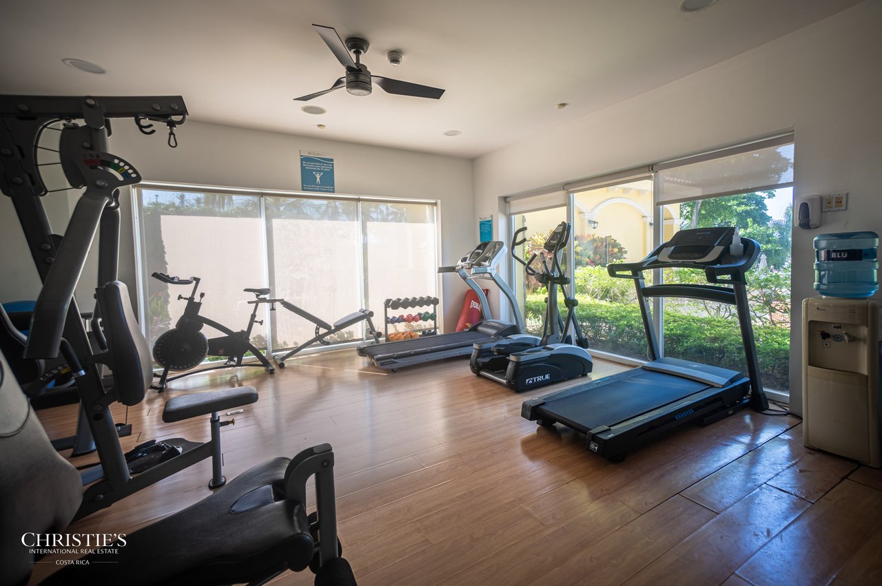 Elegant Oceanfront Living in Jacó – 2-Bedroom Condo at Acqua Residences