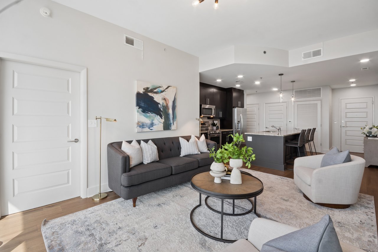 1080 Peachtree Street NE Unit 3215