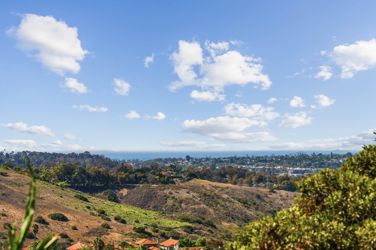 Ocean Views in Calavera Hills
