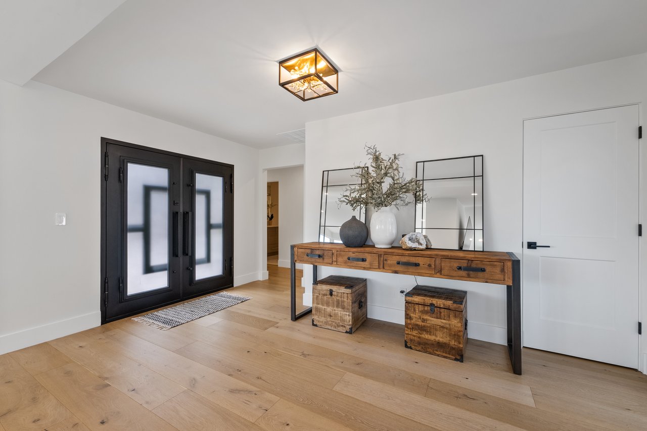 25865 N Mesa