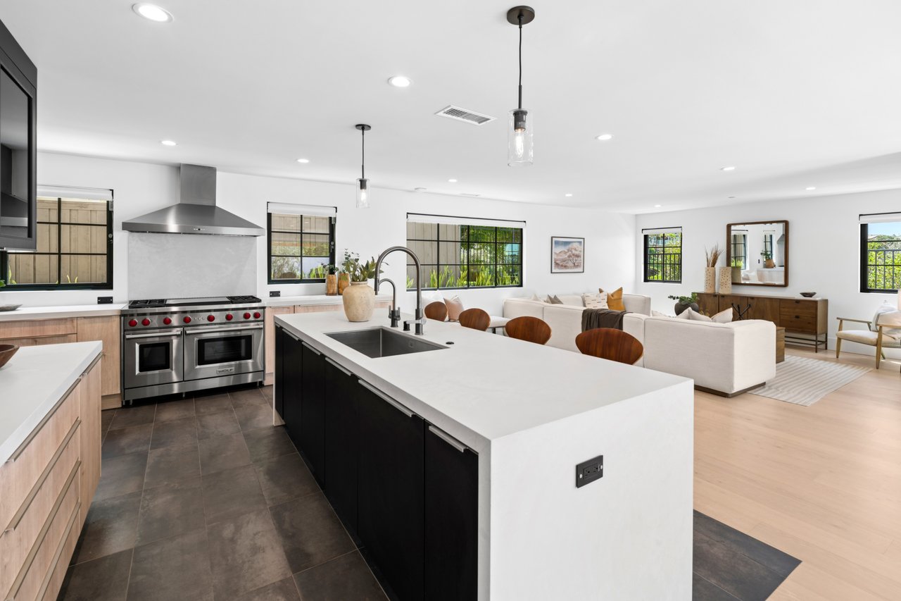 2207 Port Harwick Place