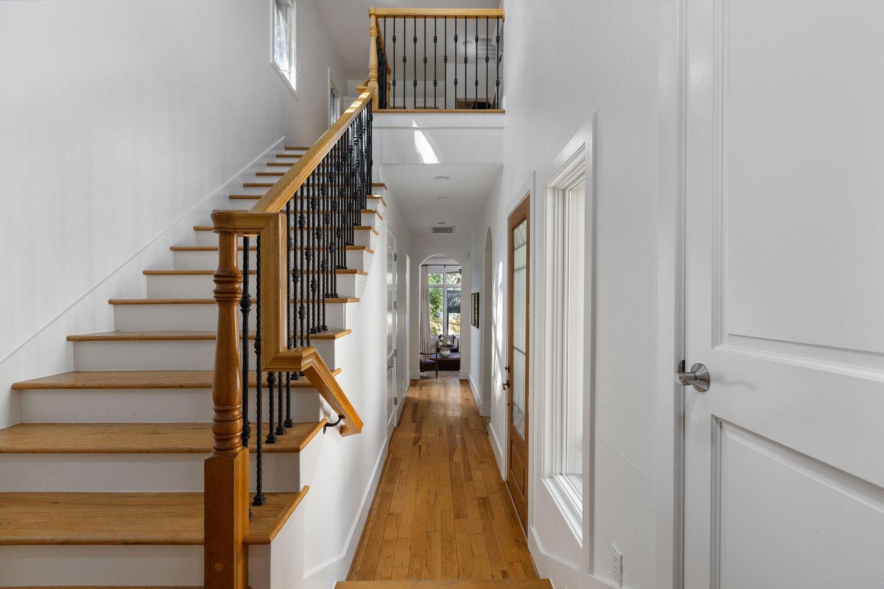Charming Deep Eddy Retreat in the Heart of Central Austin