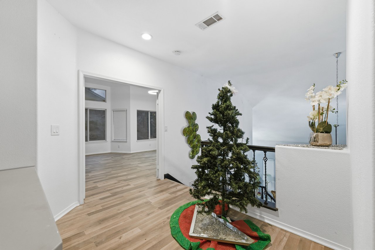 Amberidge - Palmdale