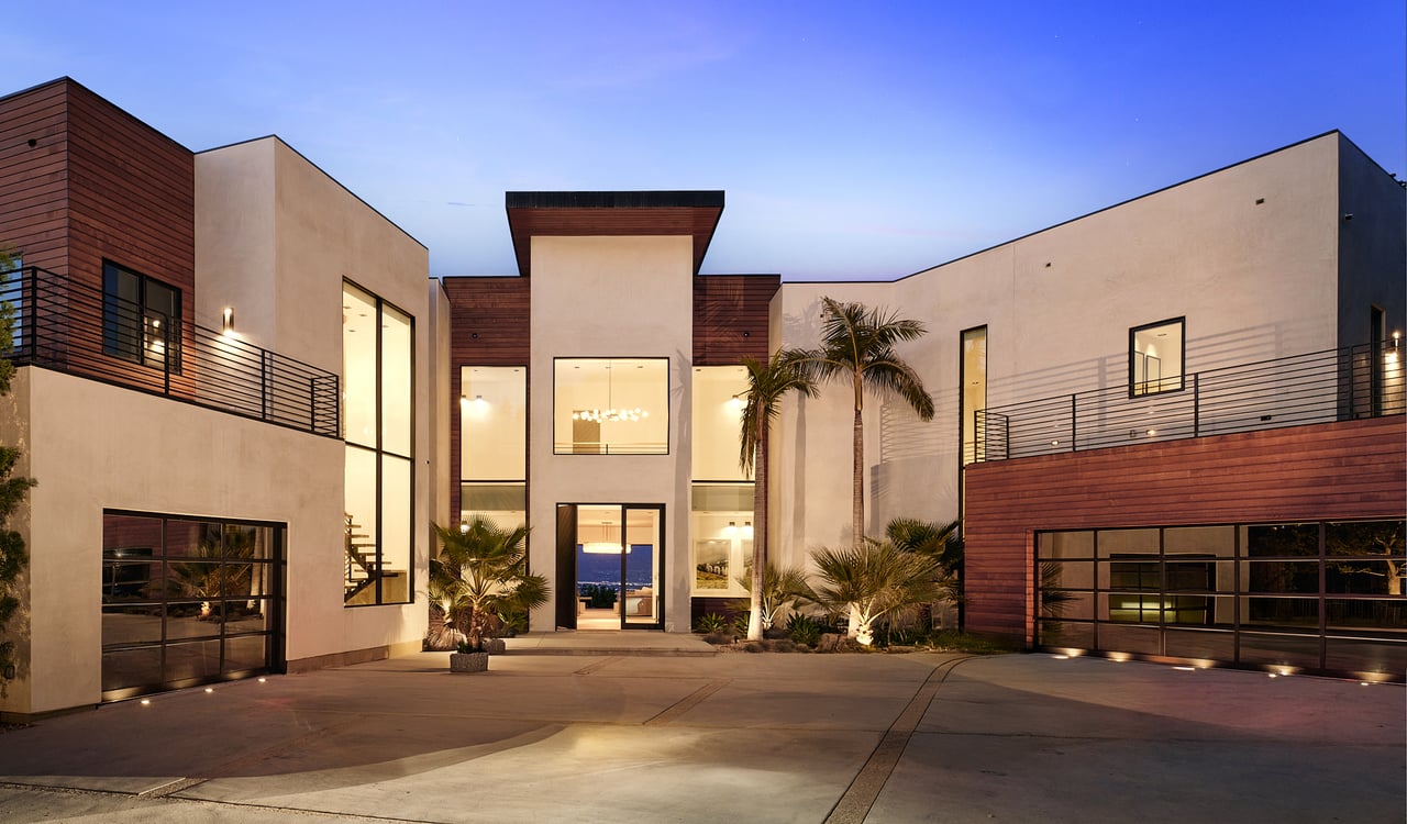 13331 Mulholland Dr, Beverly Hills