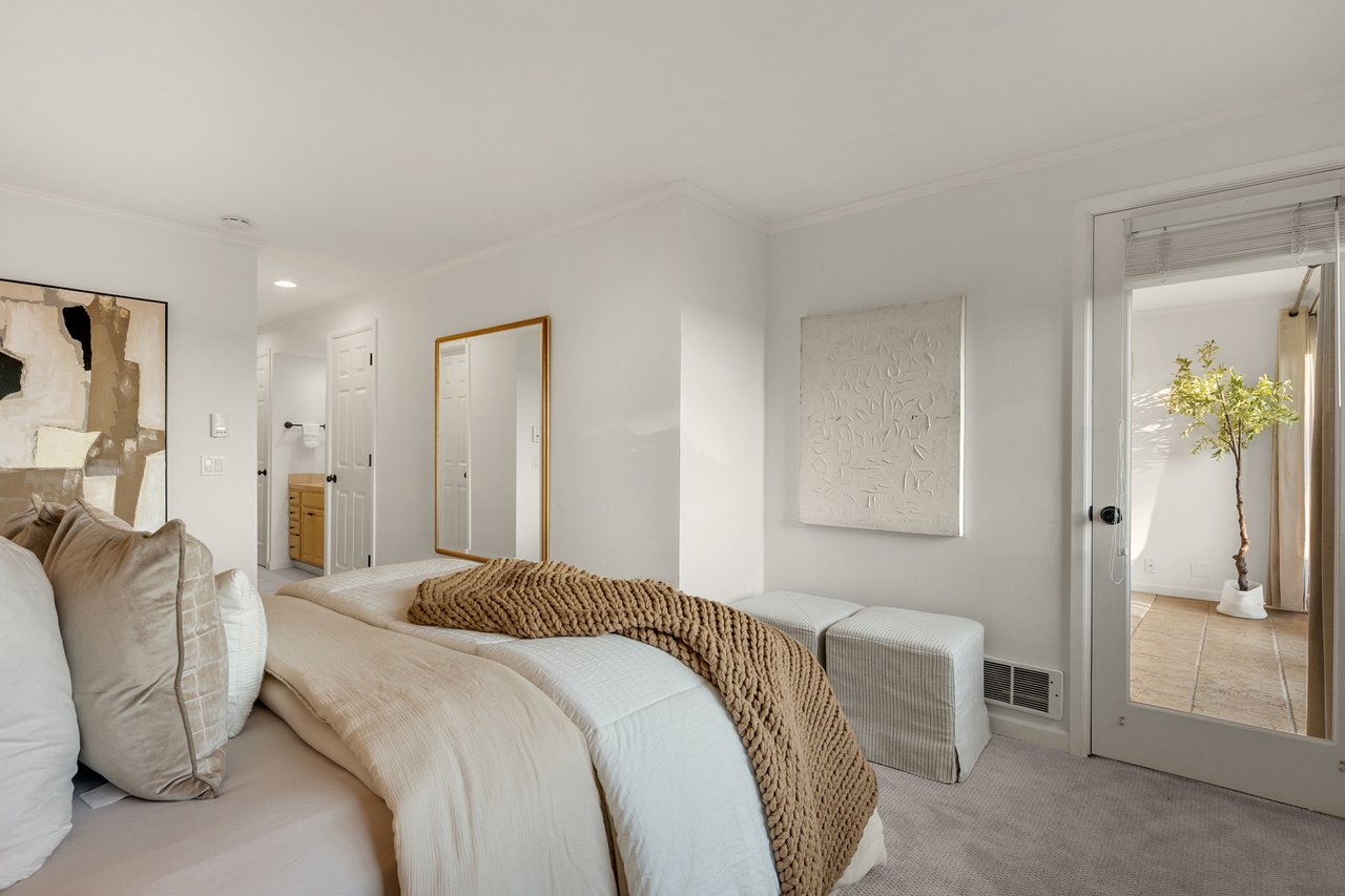 6620 Lake Washington Boulevard NE Unit: 101