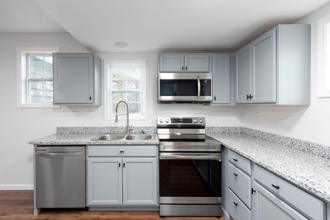 2968 Alabama Dr