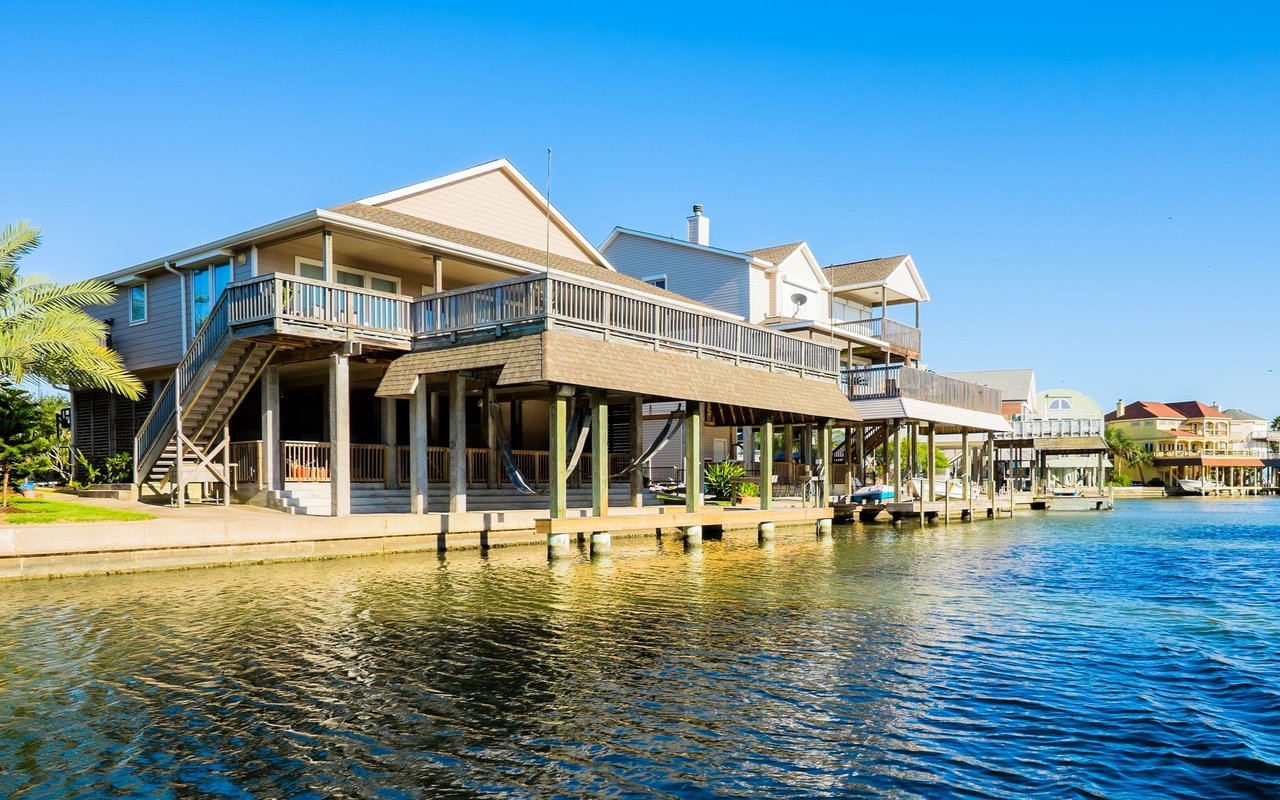 Sunrise Beach Village