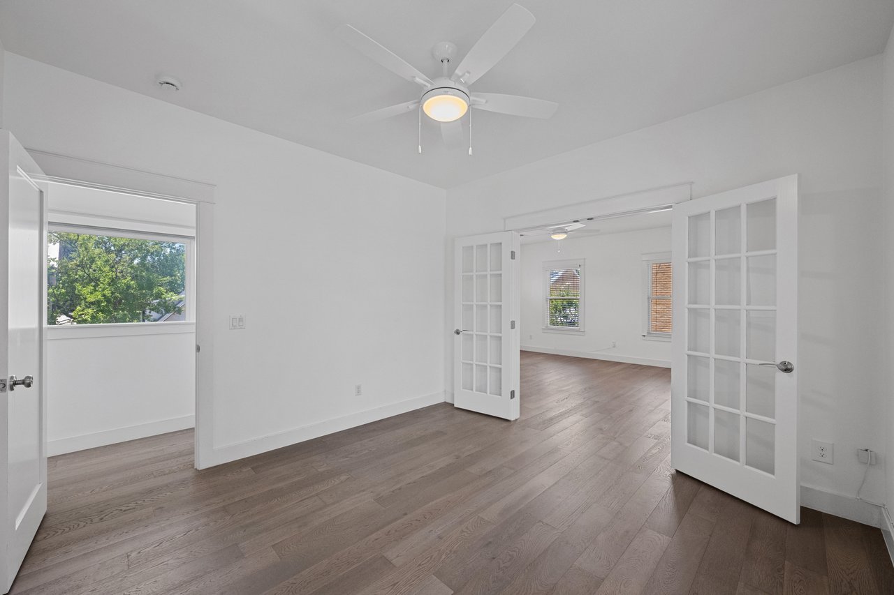 1403 W 12th Street #B