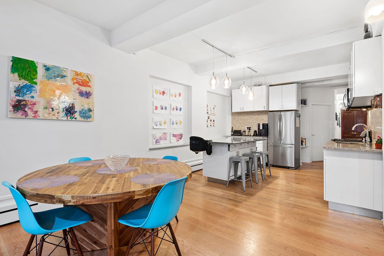 215 West 29th St, #6