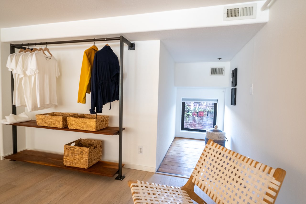 2301 Harrison St #203