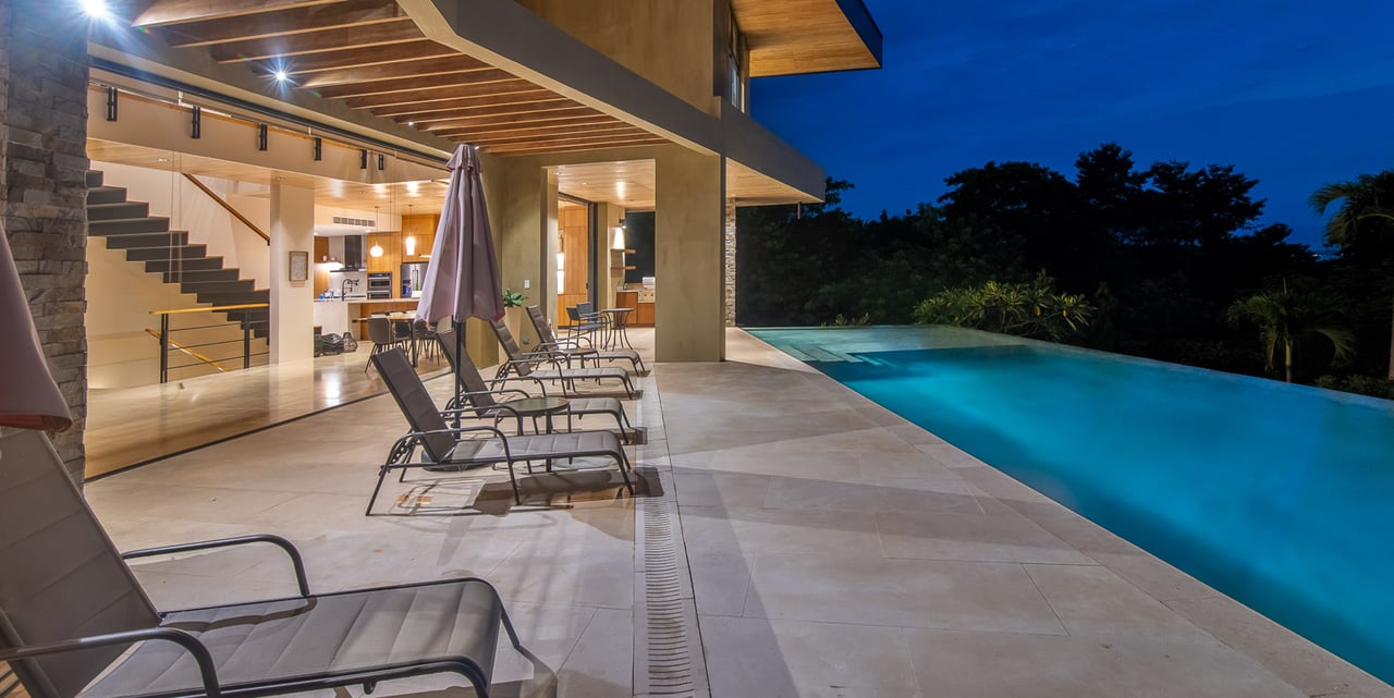 Dos Monitos | Luxury Oceanview Compound Near Playa Grande