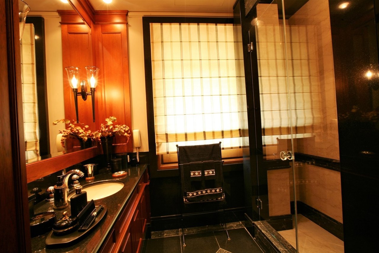 Special Luxury Condo with Sea Views in Athens