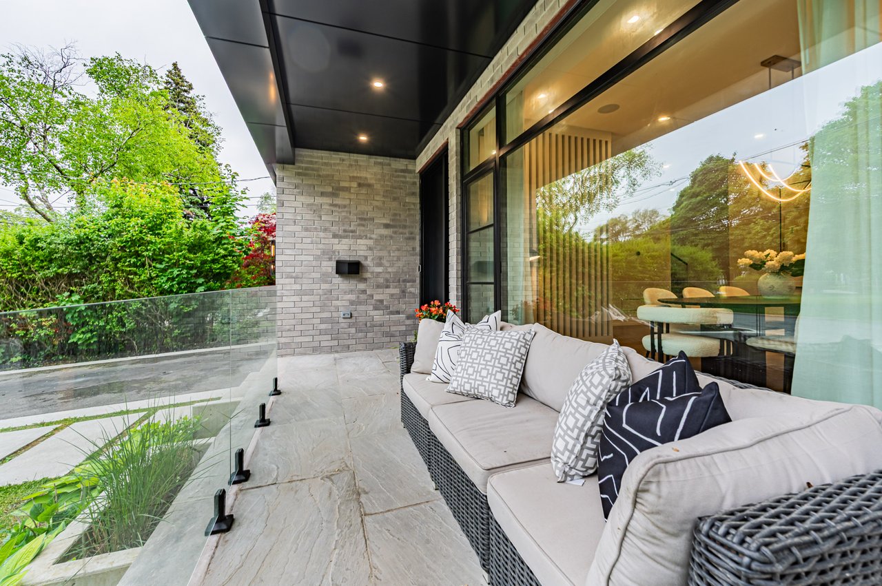 8 Manor Haven Rd 