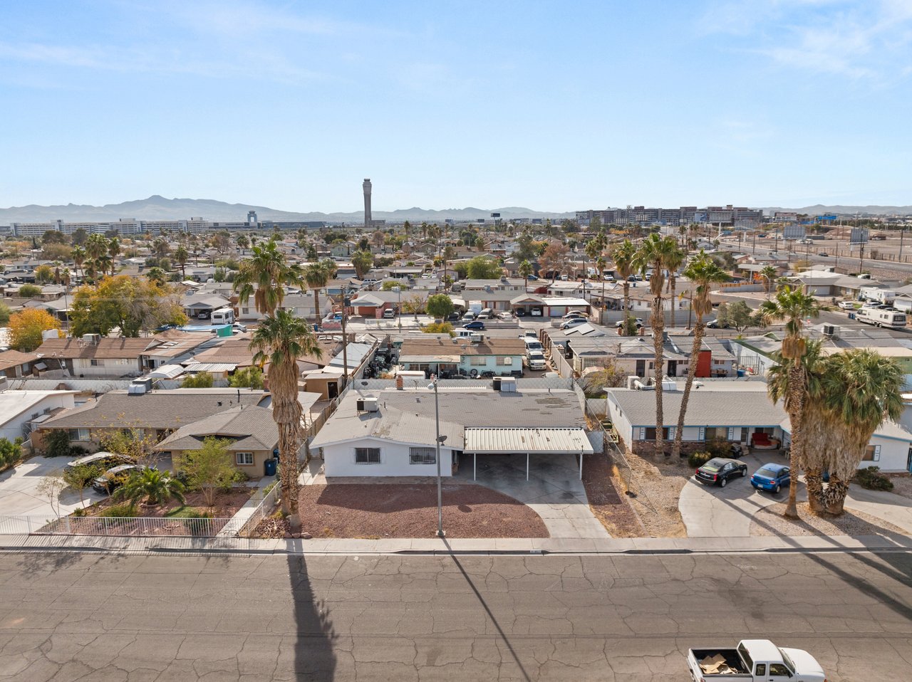 851 Toni Avenue