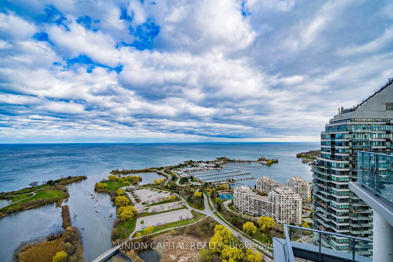 HUMBER BAY PENTHOUSE 
