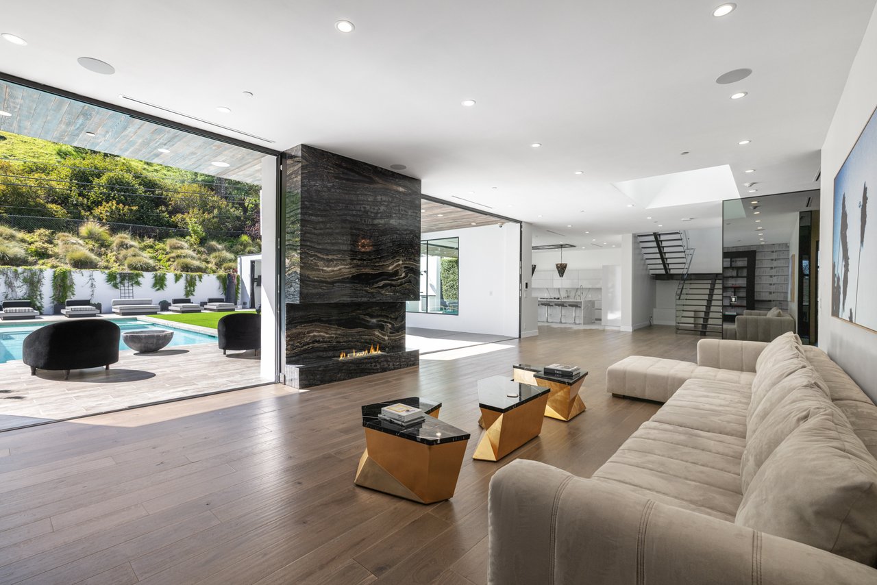 1619 San Ysidro Dr, Beverly Hills