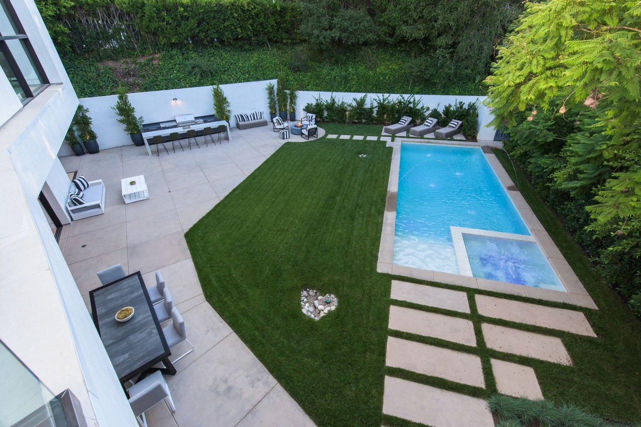 1059 Maybrook Dr
