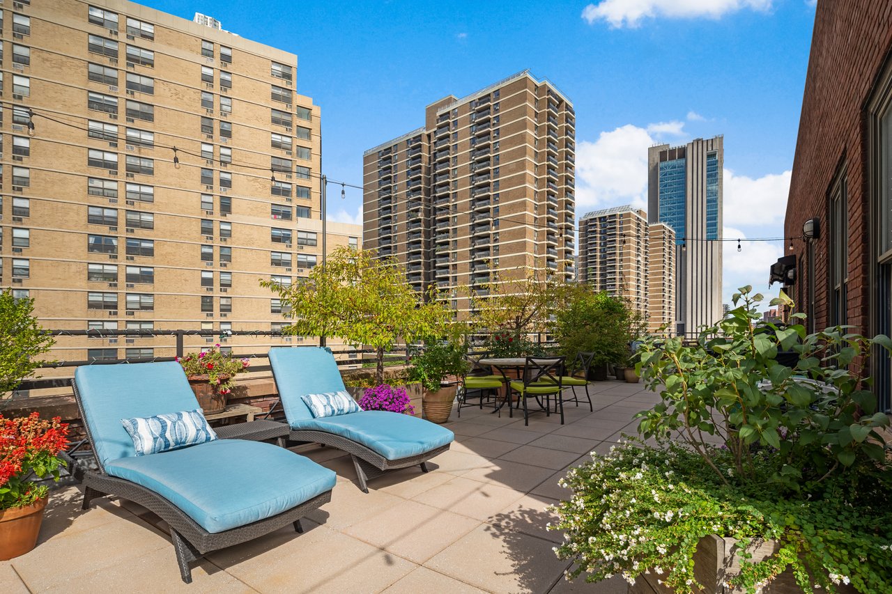 117 Beekman Street, PH7A