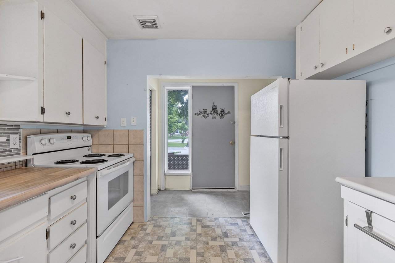 69 Marlin Crt, Newmarket
