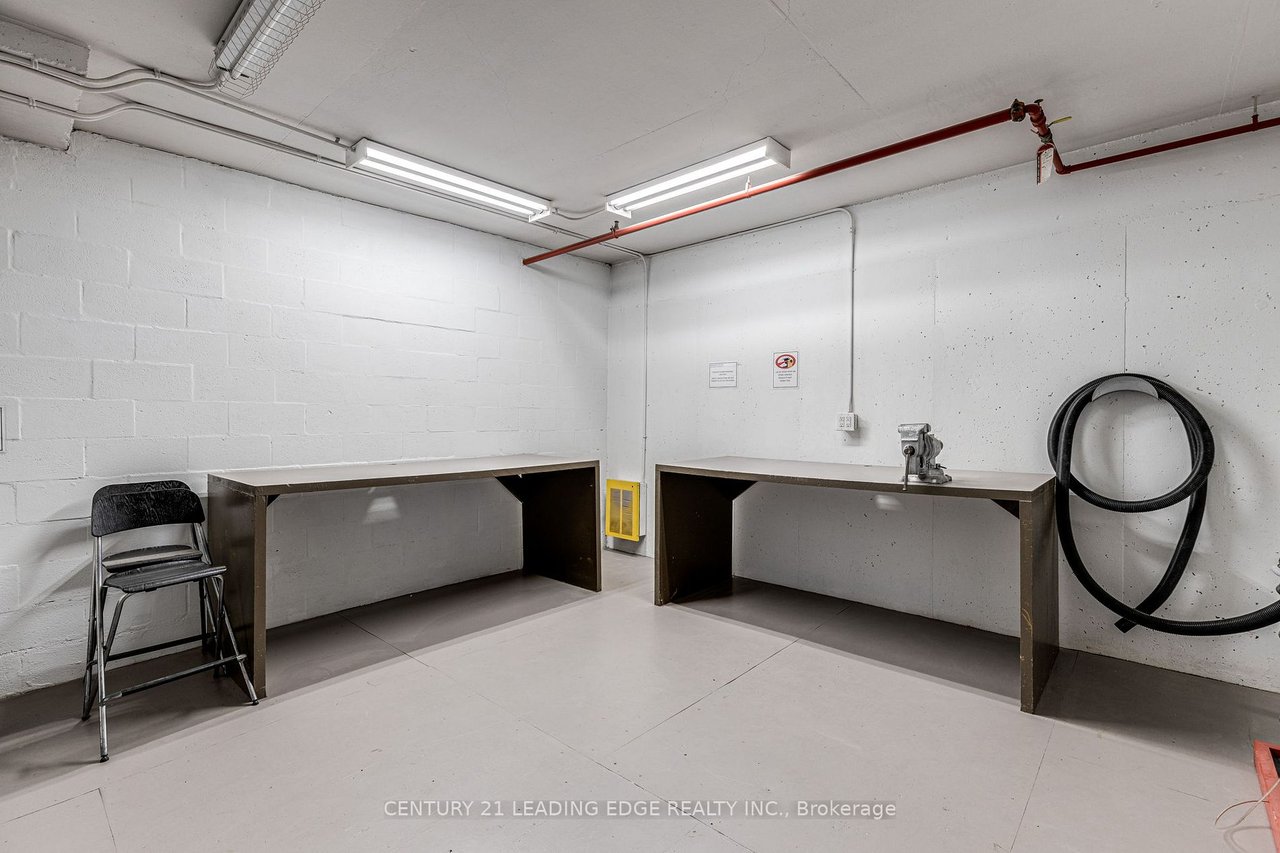 1485 Lakeshore Rd E 511