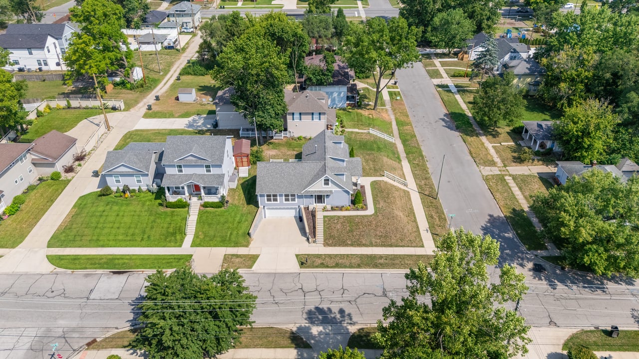 623 Corby Blvd