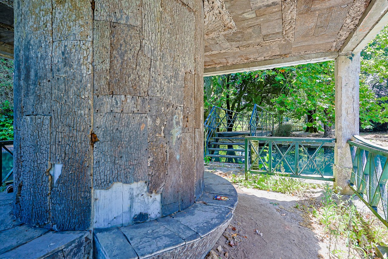 Magnificent 17th-Century Palace with  76,400 m² Estate Near Coimbra