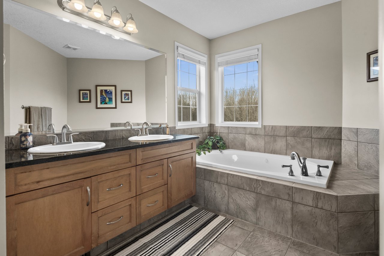 66 Tuscany Reserve Gate NW