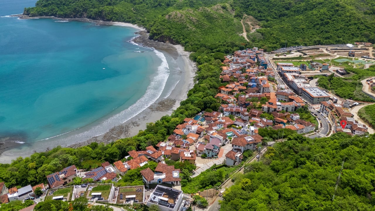 Your Private Escape in the Heart of Las Catalinas
