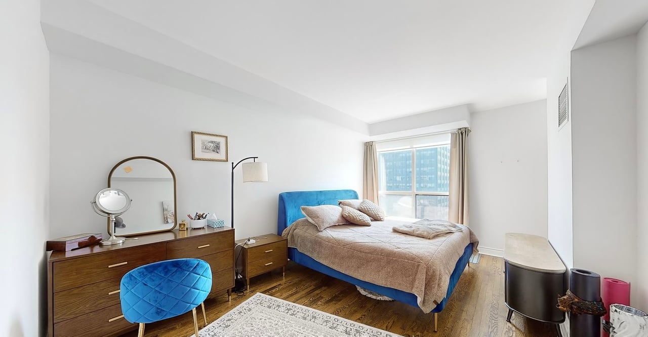 10 Delisle Avenue Suite 906