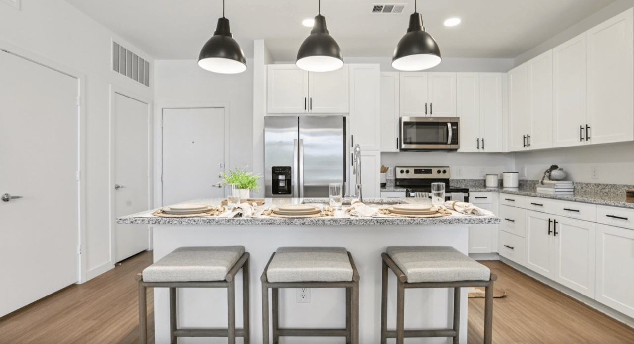 Get Up To 10 Weeks Free + $1000 Gift Card!