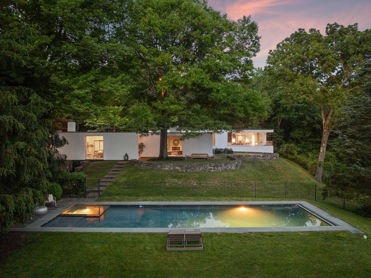 125 Davids Hill Rd, Bedford Hills, NY