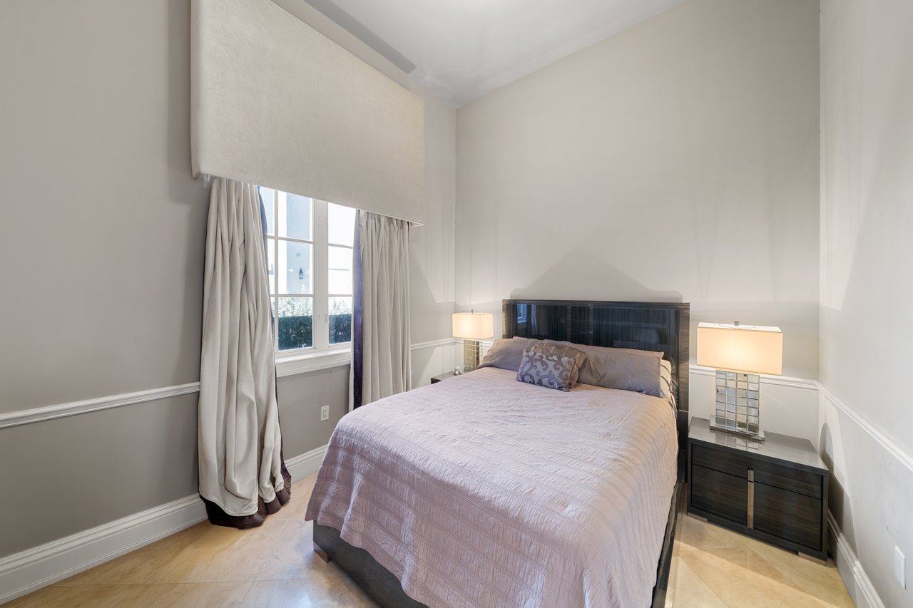 3914 Island Estates Drive