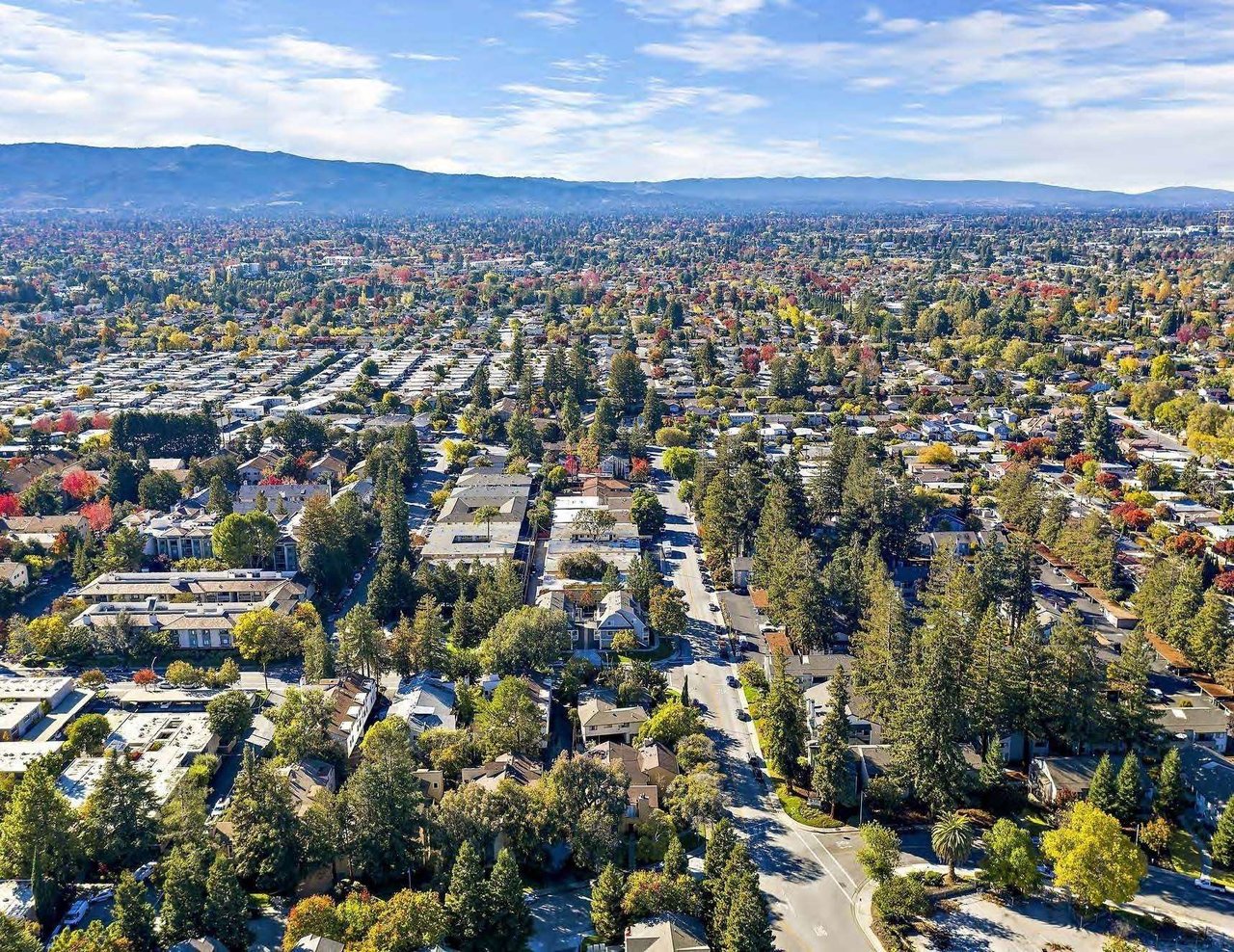 3 Santa Clara apartment buildings sold in $18M deal