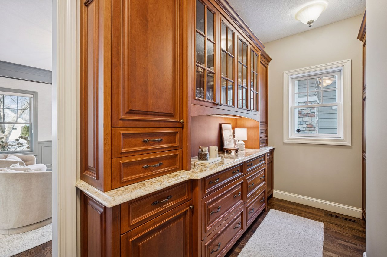 5321 Halifax Ave S, Edina