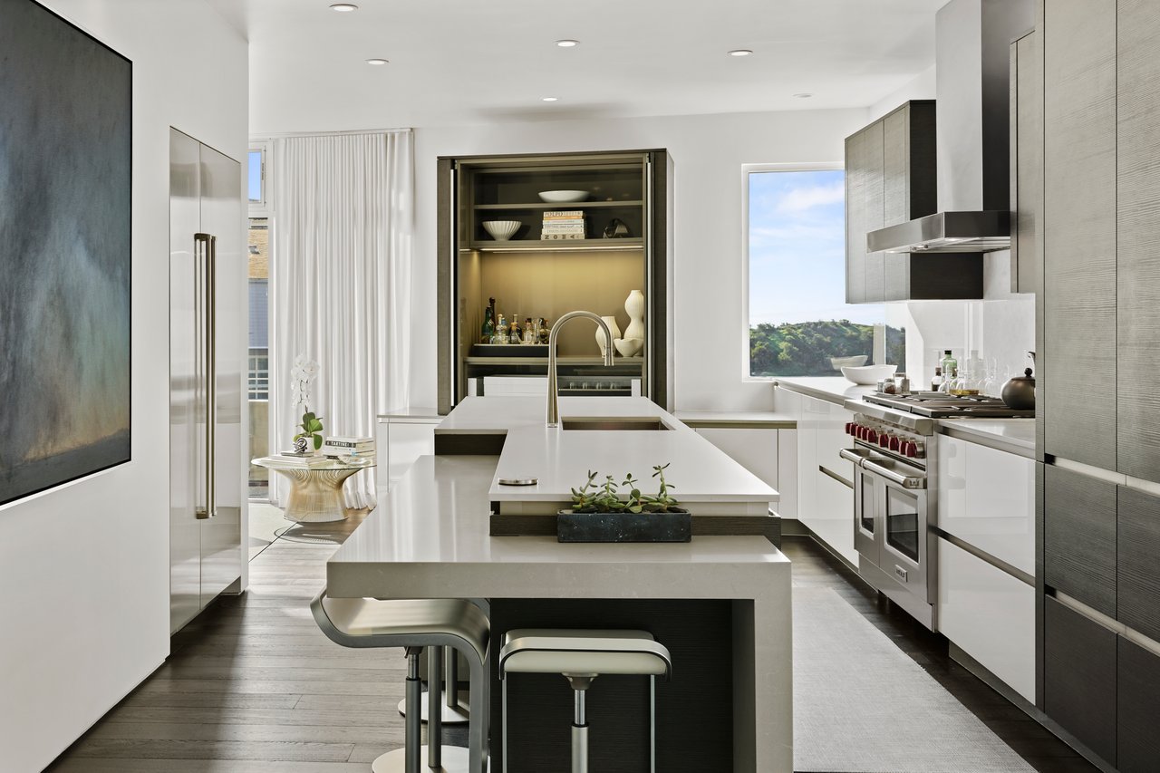 Upper Victoria Beach