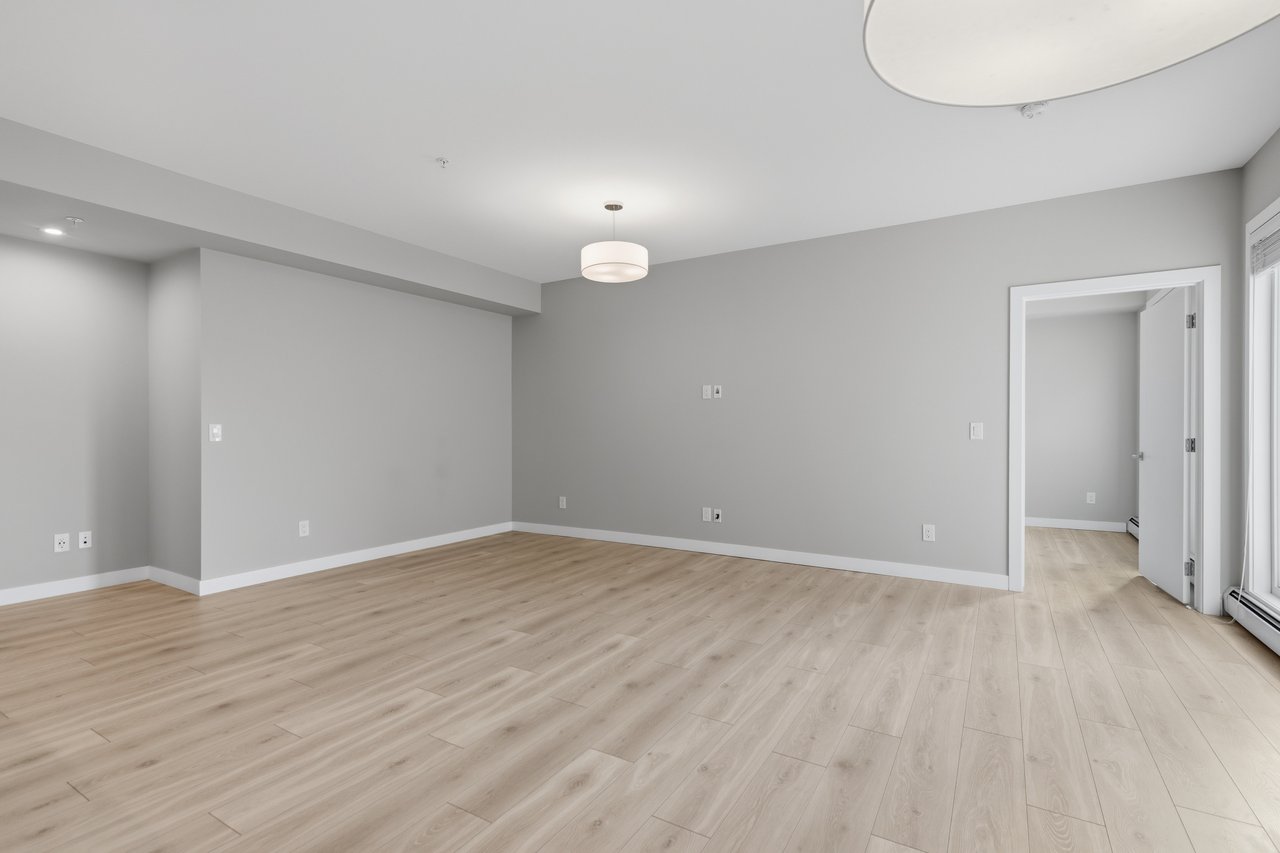 383 Smith Street NW Unit: 402