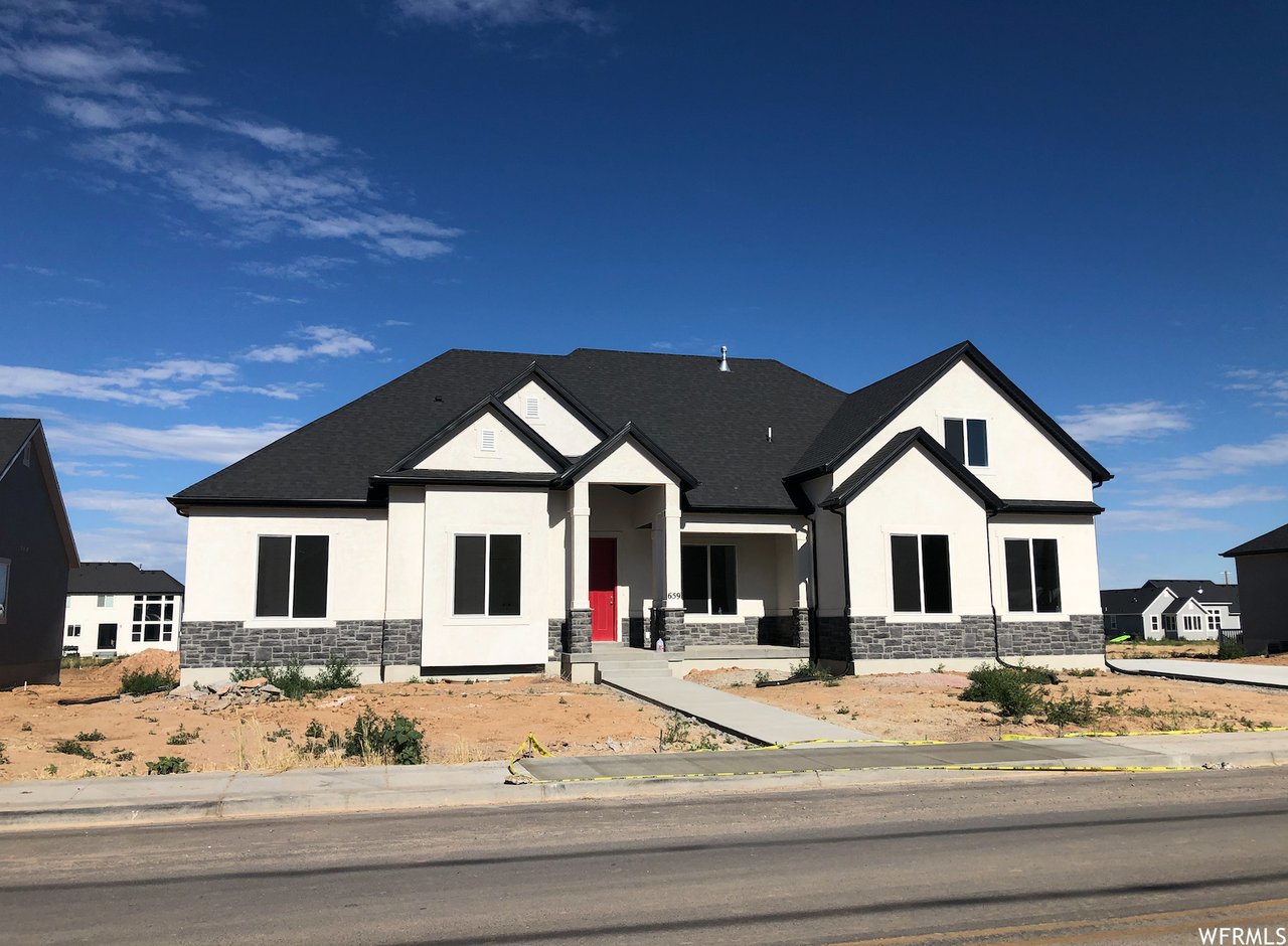 659 N 300 W - Ginter