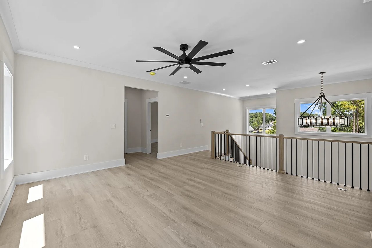 1131 Glen Eagle Dr