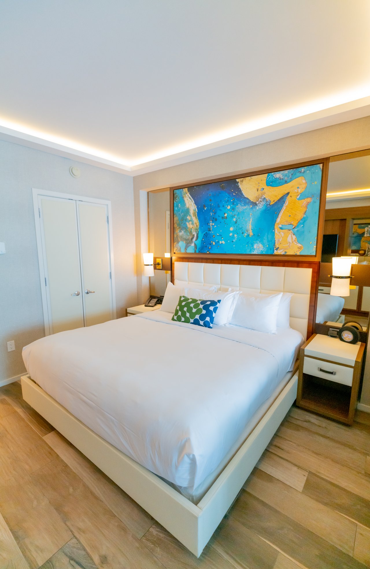 The Ocean Resort Residences (Conrad Fort Lauderdale Beach)