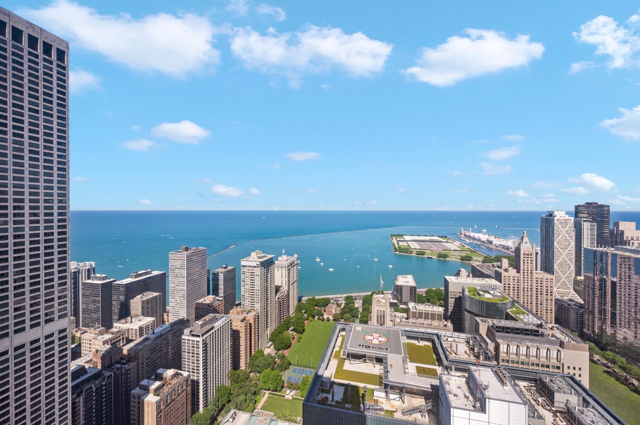 161 East Chicago Ave 50B