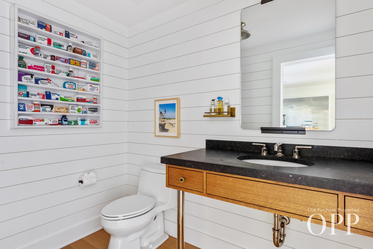 EFFORTLESS LUXURY AWAITS