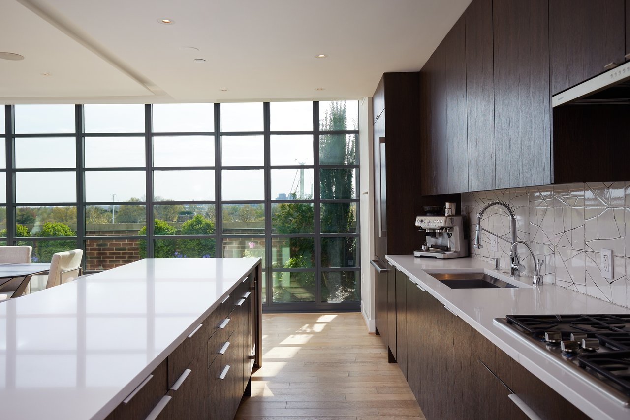 45 Sutton Square SW #306